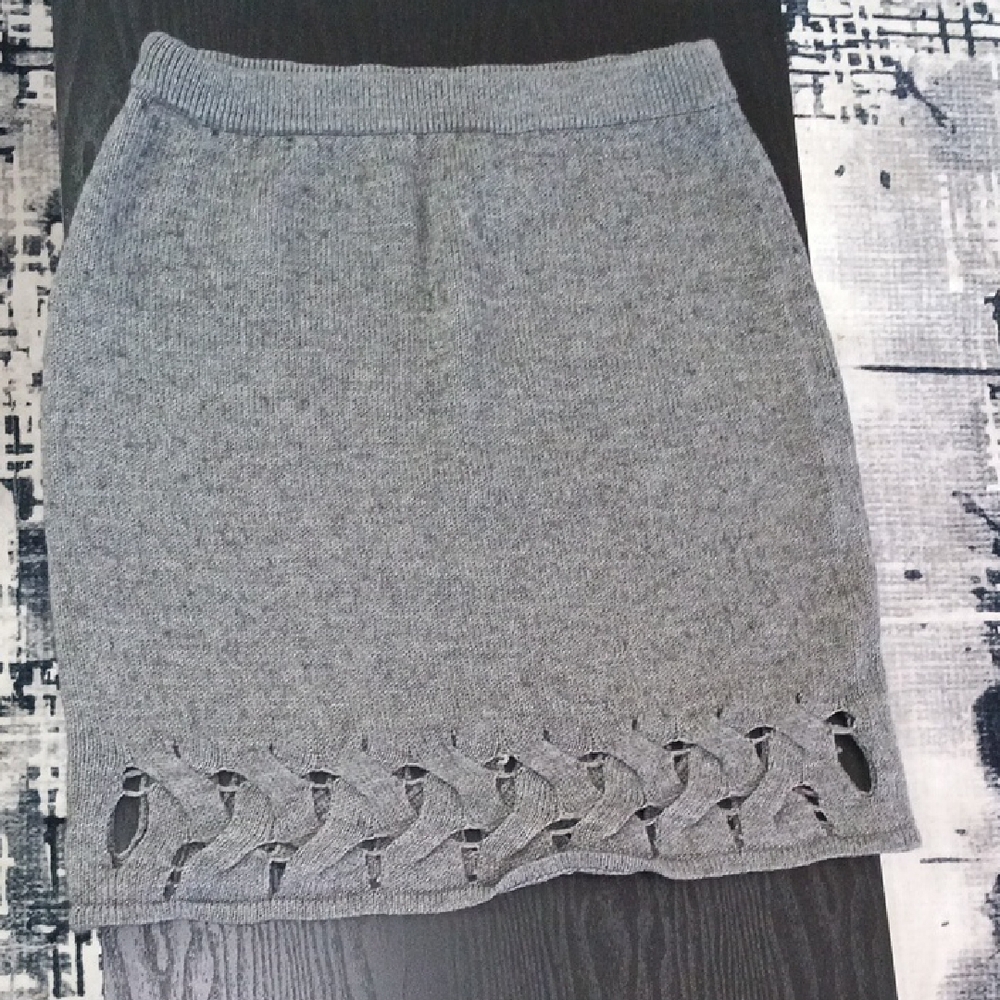 Blush Gray Knit Pencil‎ Skirt with Braided Hem Detail